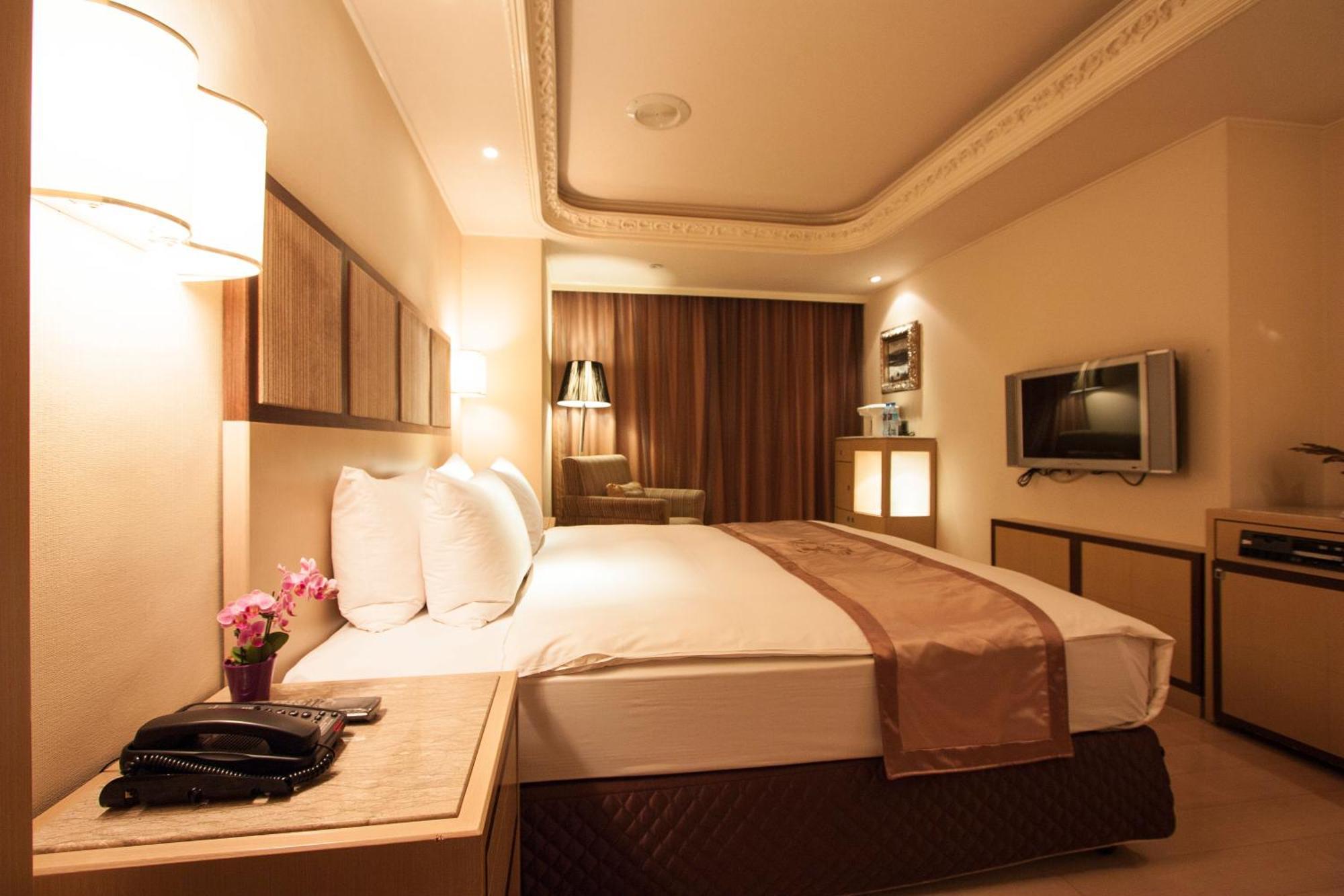 Taipei Charming City Hotel Εξωτερικό φωτογραφία