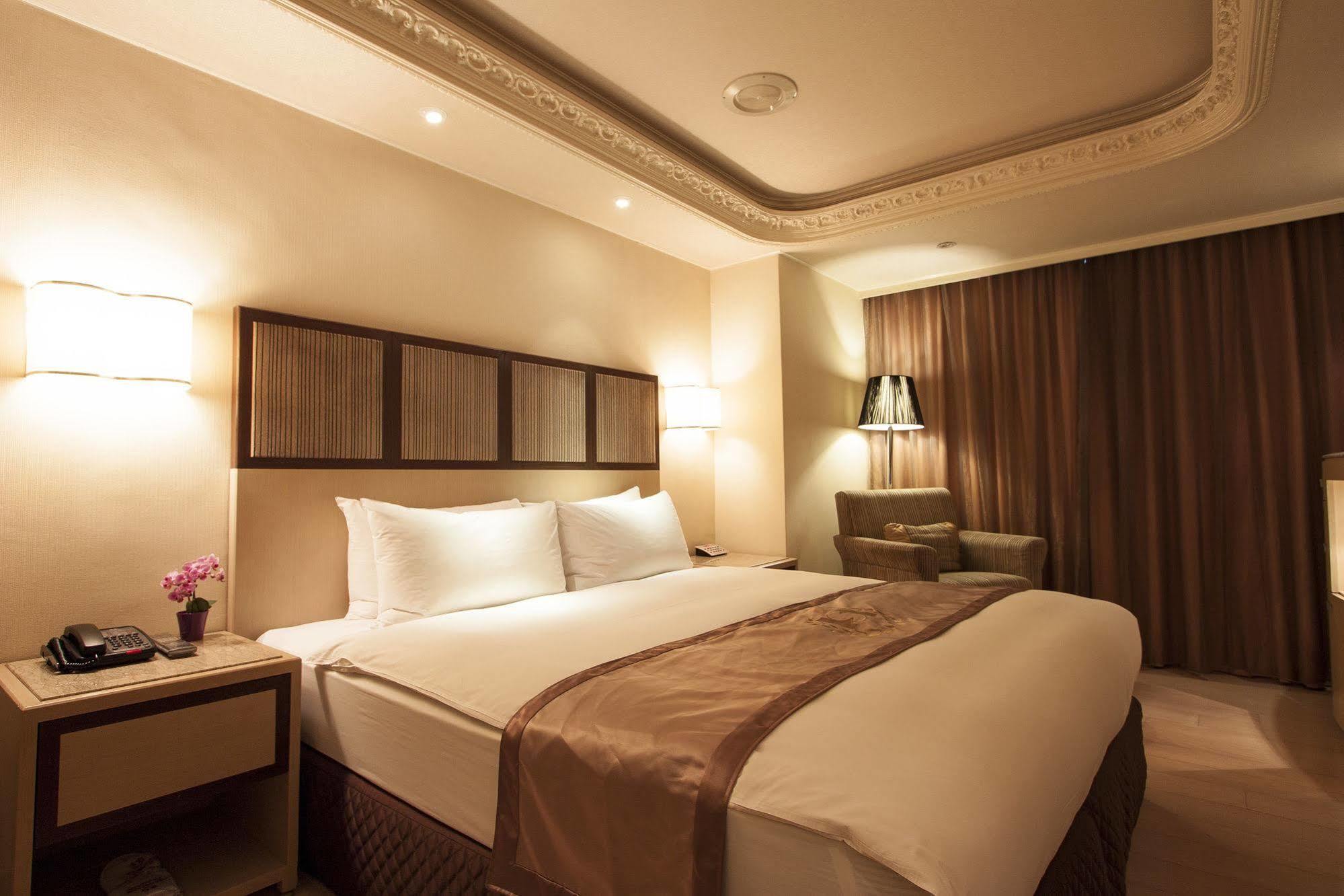 Taipei Charming City Hotel Εξωτερικό φωτογραφία